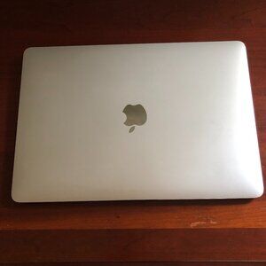MacBook Air M1 13' used